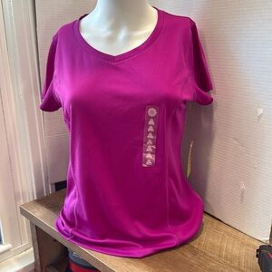 V Neck T-Shirt
Quick Dri